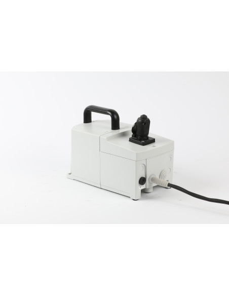 Ortsveränderlicher, gekapselter Trenn- oder Sicherheitstransformator PFS 160 230V//230V