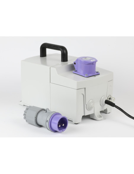 Ortsveränderlicher, gekapselter Trenn- oder Sicherheitstransformator PFS 630 230V//230V